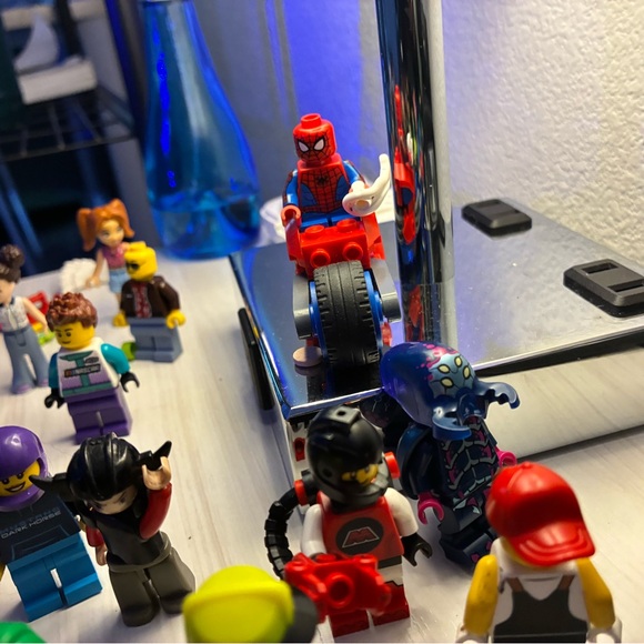 LEGO Minifigures: Classic Minifigures Series 23 (71034-36   minifigures